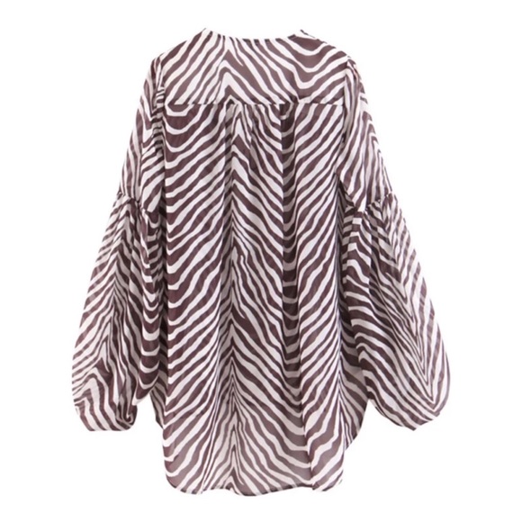 Print Animal Lace Up Top - Picture 8 of 8